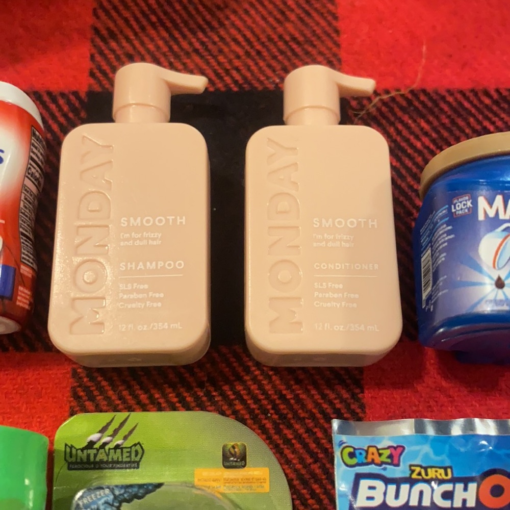 Mini brands - Picture 3 of 3